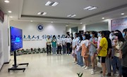 创新创业实践学院组织2021级新生参观大学生创新创业基地活动 